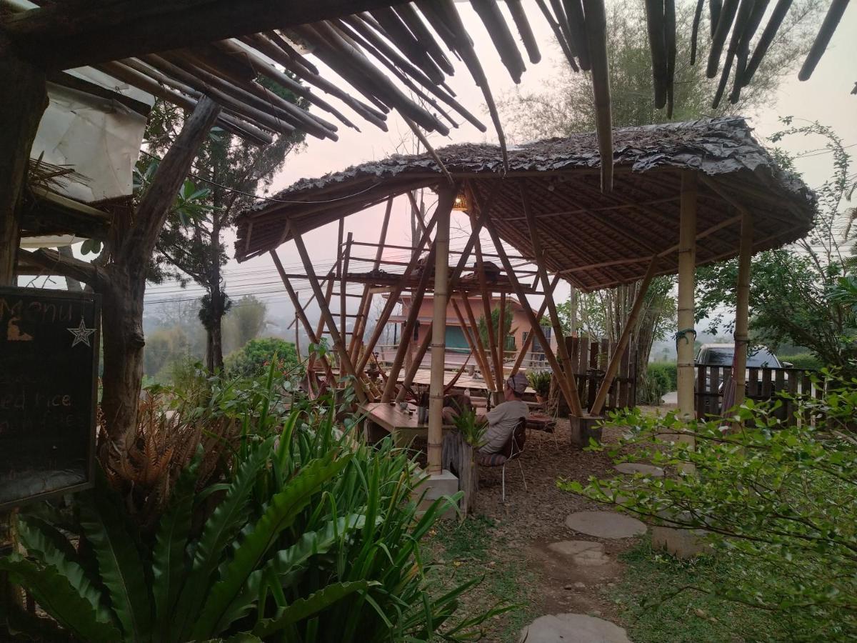 Chilling Hill Guesthouse Pai Dış mekan fotoğraf